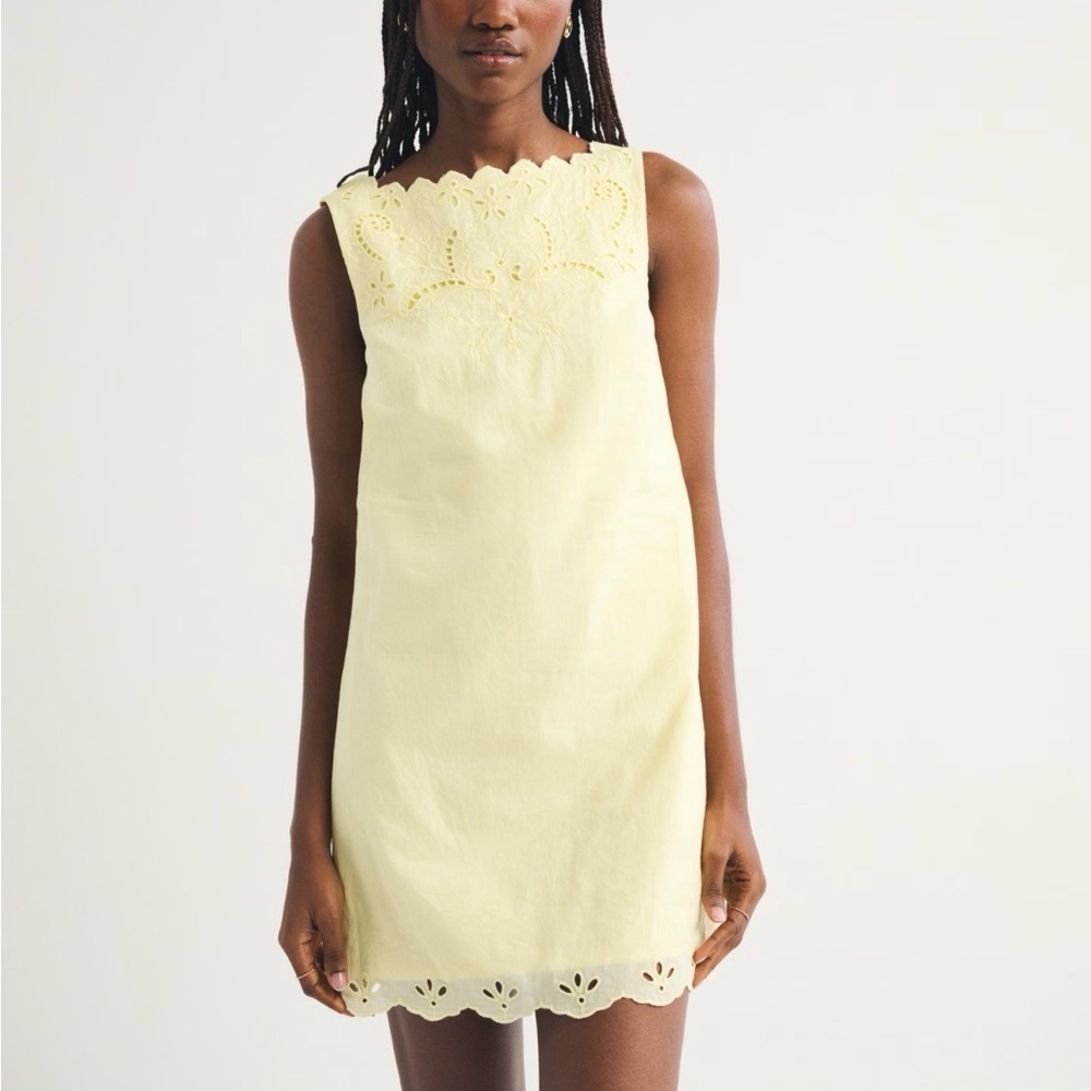 Embroidered yellow shift dress